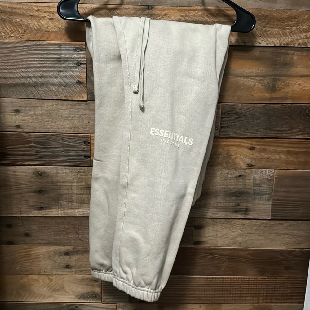 BMWT men’s XS essential joggers